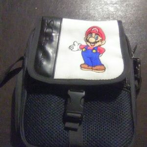 Nintendo 3ds game and console holder